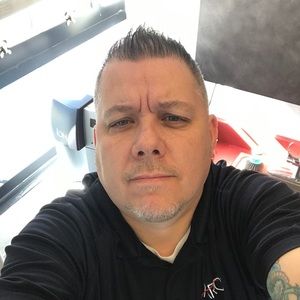 Meet your Posher, Mark